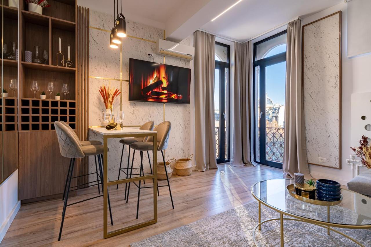 Golden View - Breathtaking Location In Bucharest Apartment ภายนอก รูปภาพ