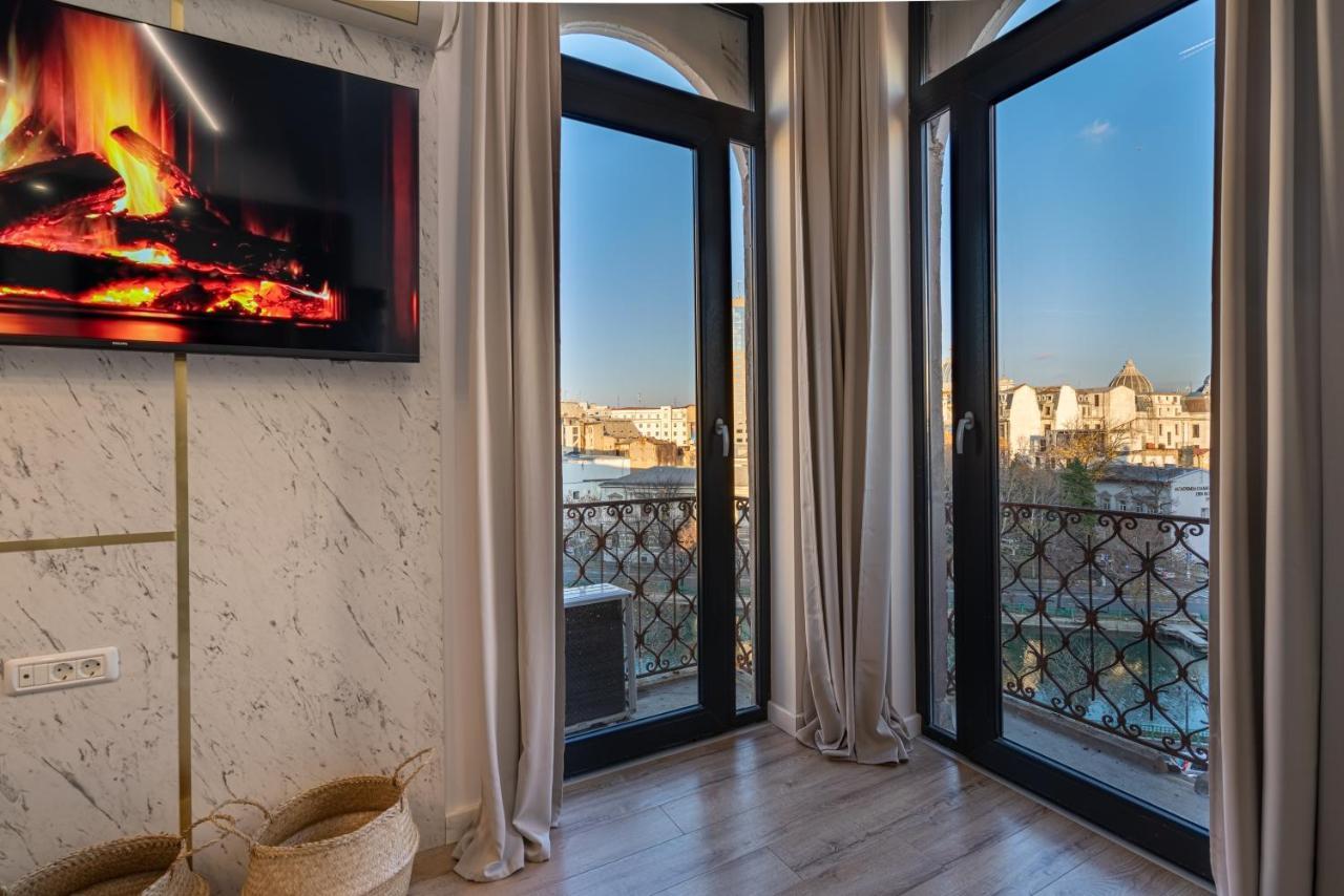 Golden View - Breathtaking Location In Bucharest Apartment ภายนอก รูปภาพ
